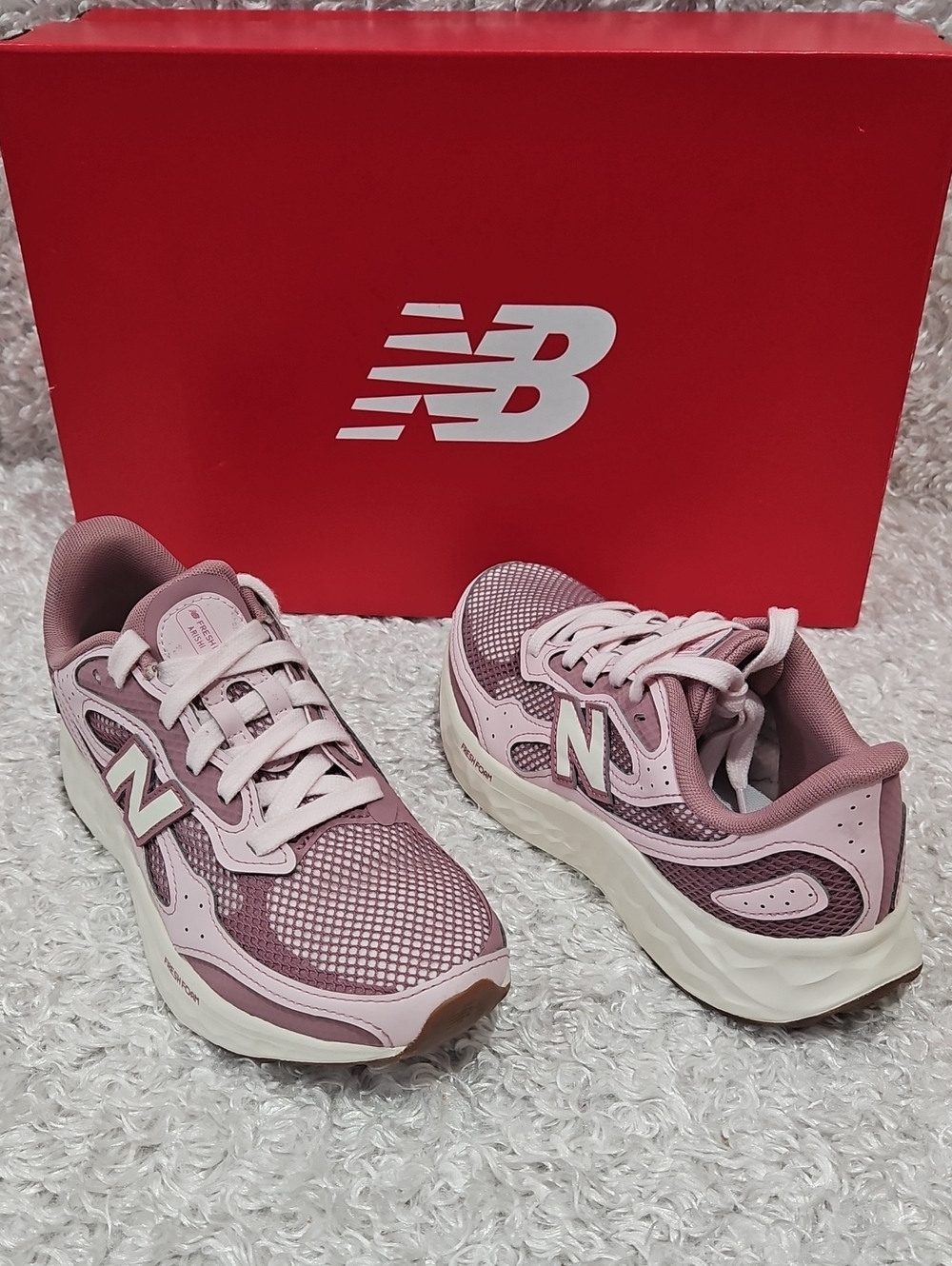 New Balance Women's Fresh Foam Arishi Pink Running Outdoor Sneakers